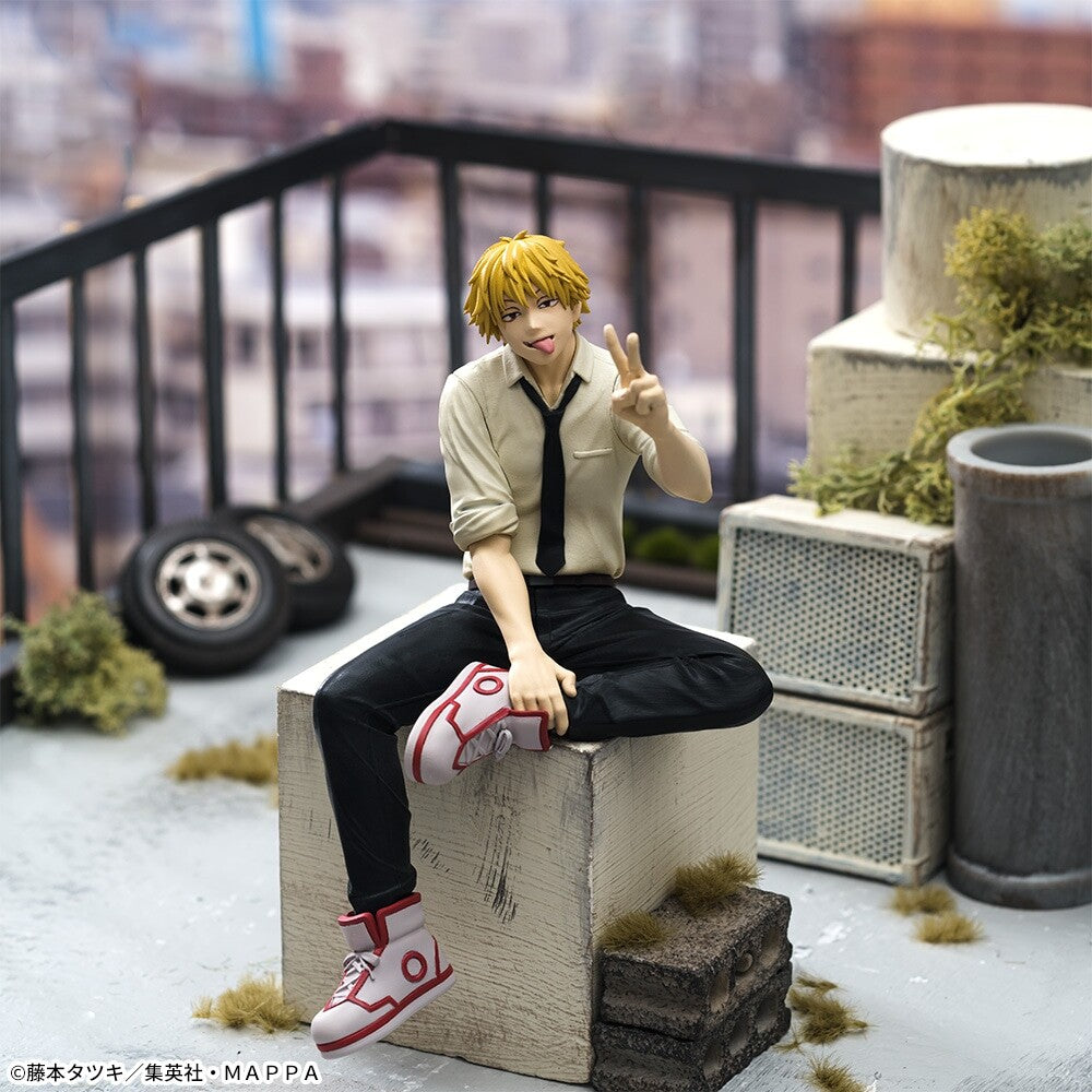 Premium Perching Figure - Denji - Chainsaw Man