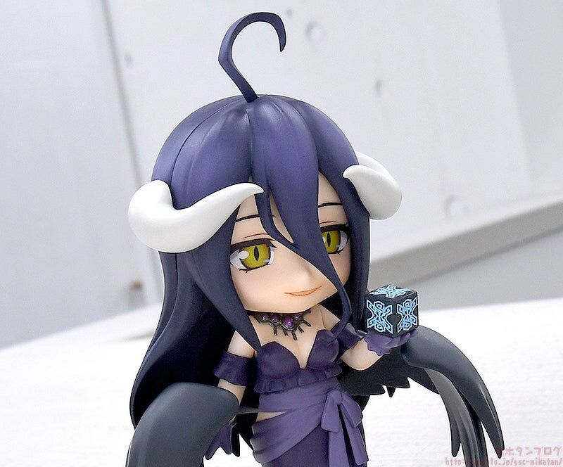 [PRE-ORDER] Nendoroid - Albedo Dress Ver. - Overlord