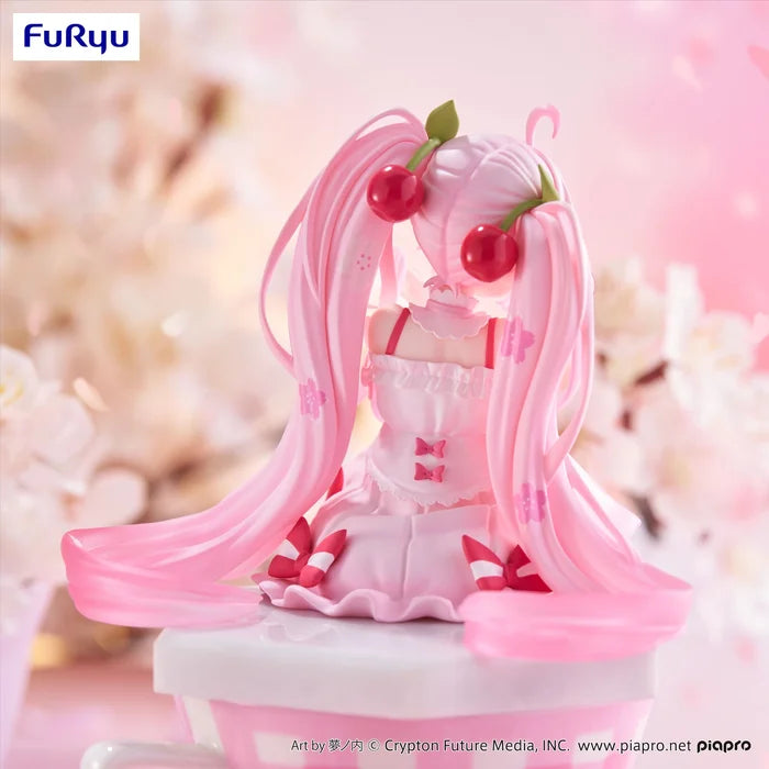 [PRE-ORDER] Noodle Stopper Figure Sakura Miku 2025 Ver. - Character Vocal Series 01 Hatsune Miku